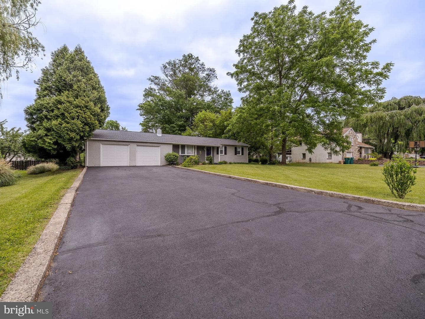 13 Mele Avenue photo 3