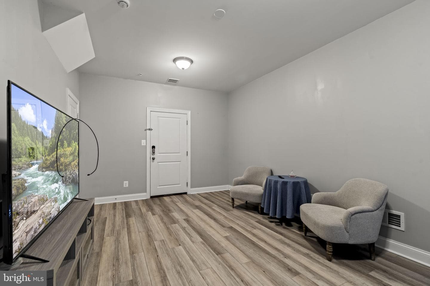 428 Hurst Street photo 35