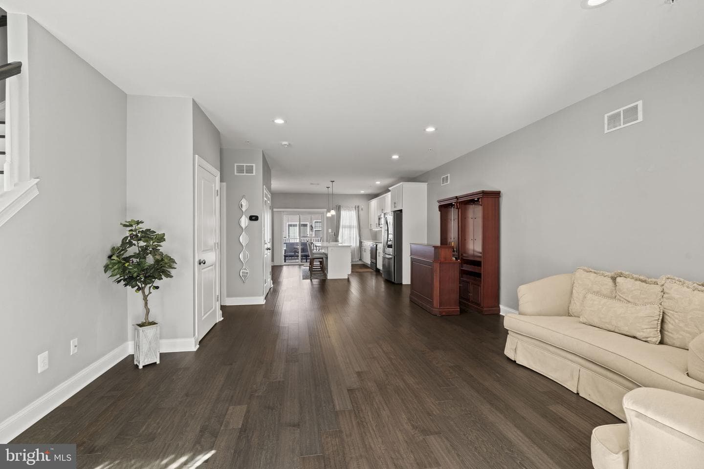 428 Hurst Street photo 4