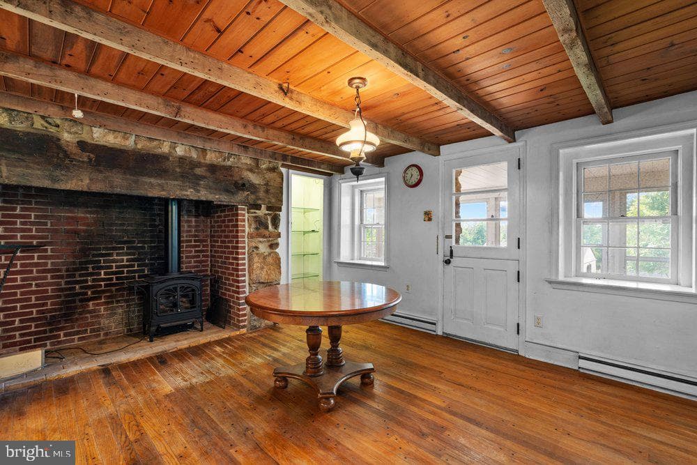 201 E Moyer Road photo 17