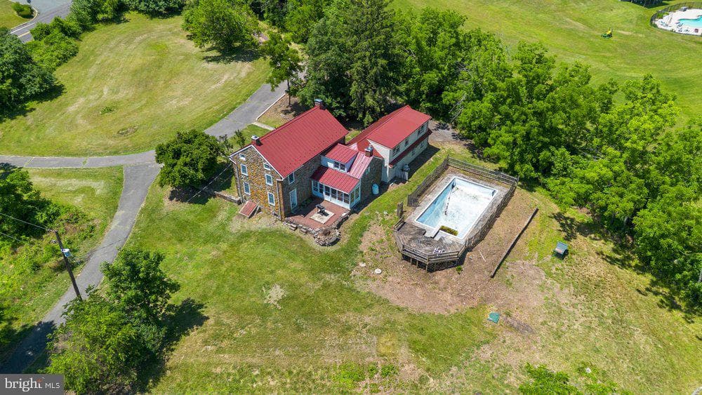 201 E Moyer Road photo 58