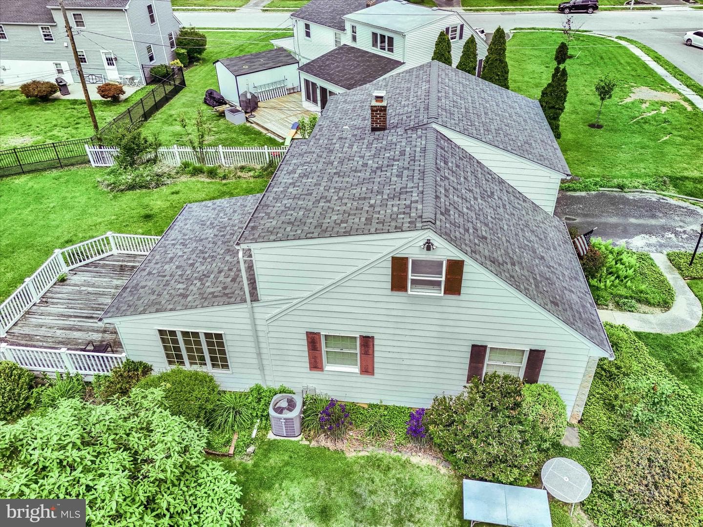 1617 Cherry Lane photo 37