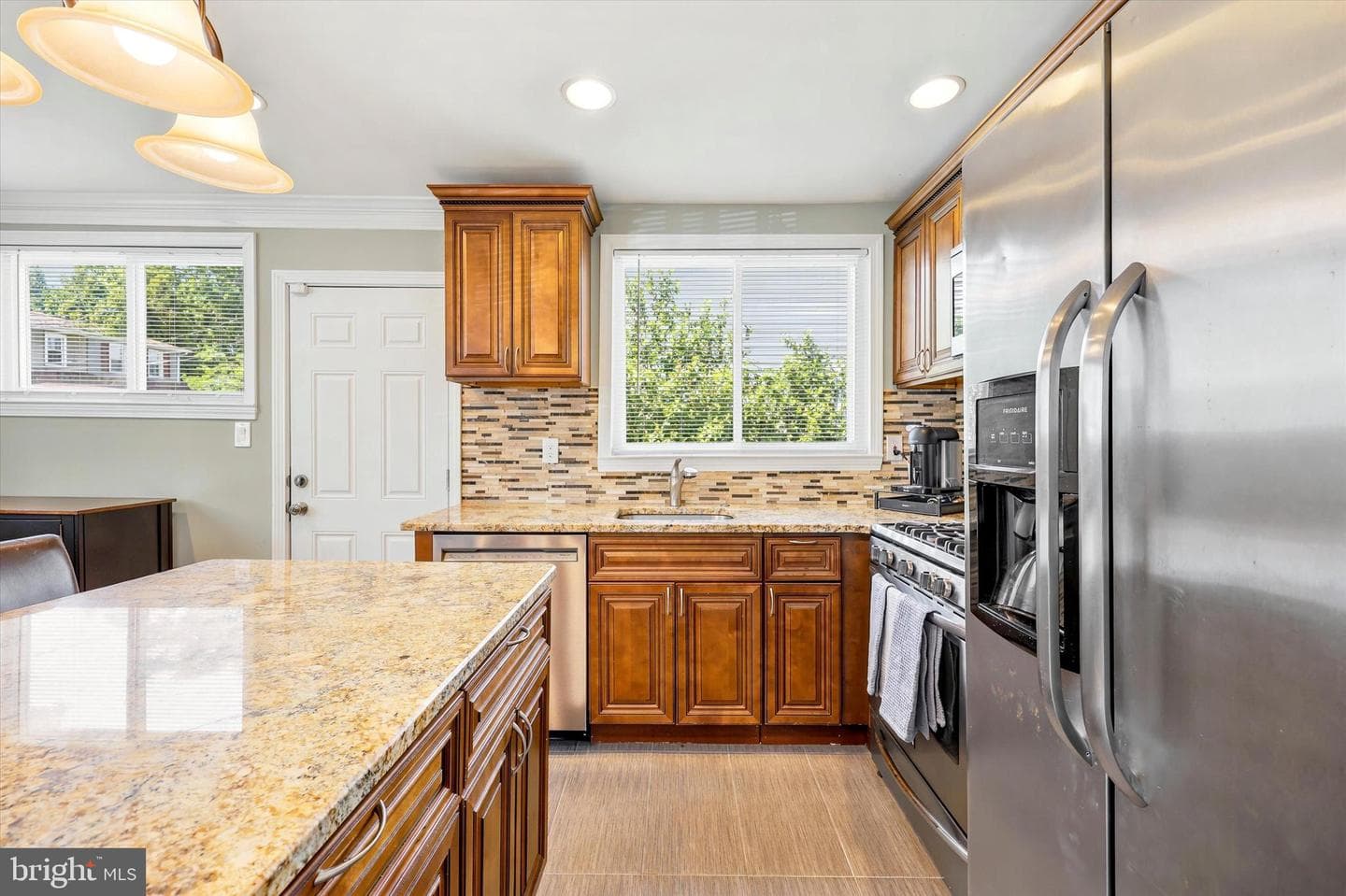 134 West Avenue photo 7