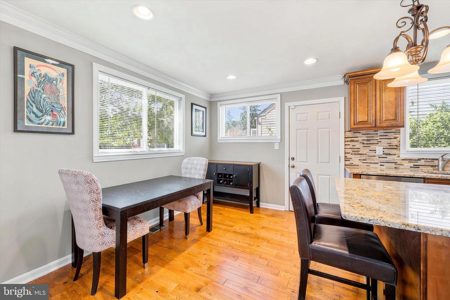 134 West Avenue photo 8
