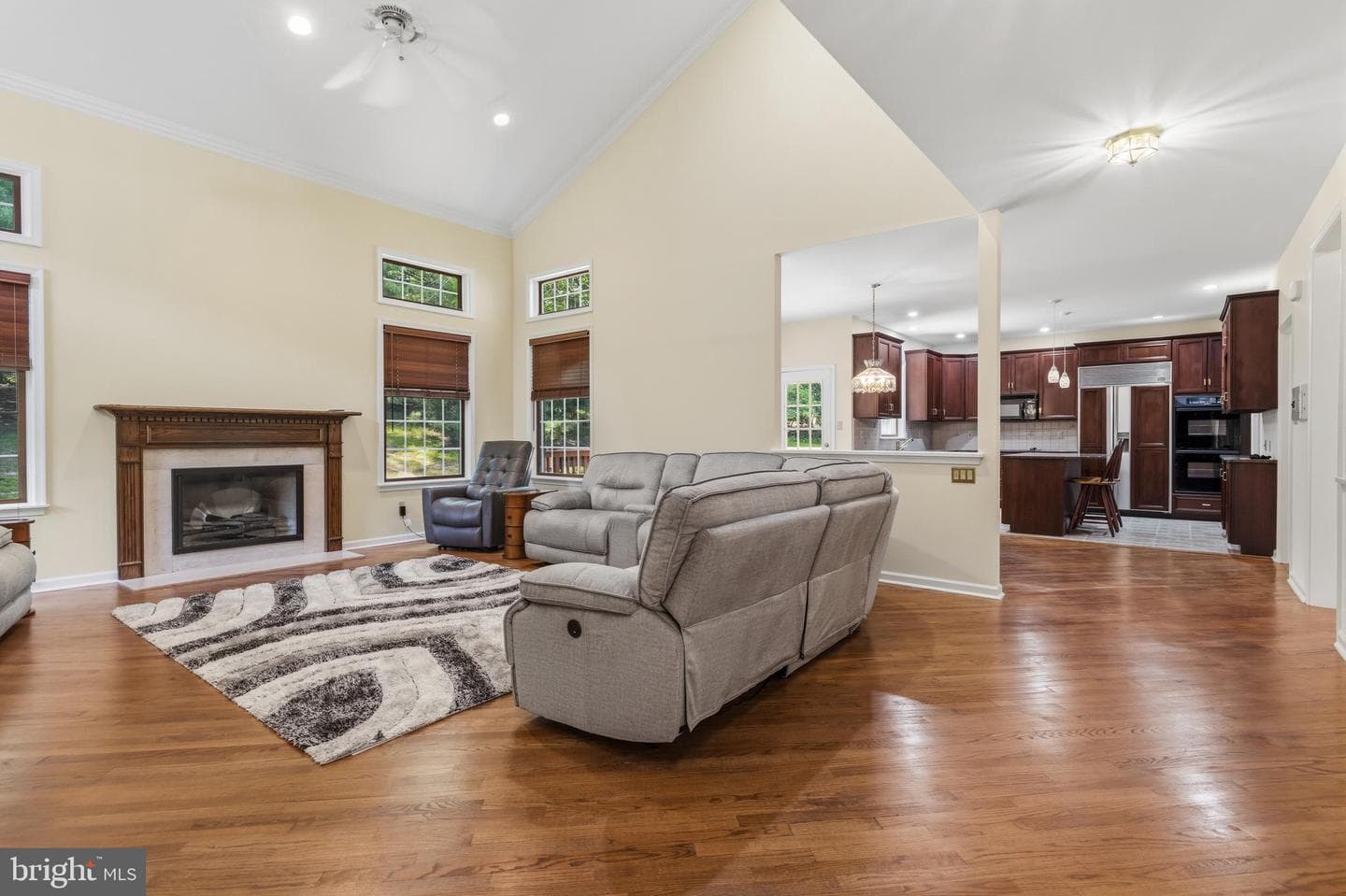 2160 Huntingdon Road photo 8