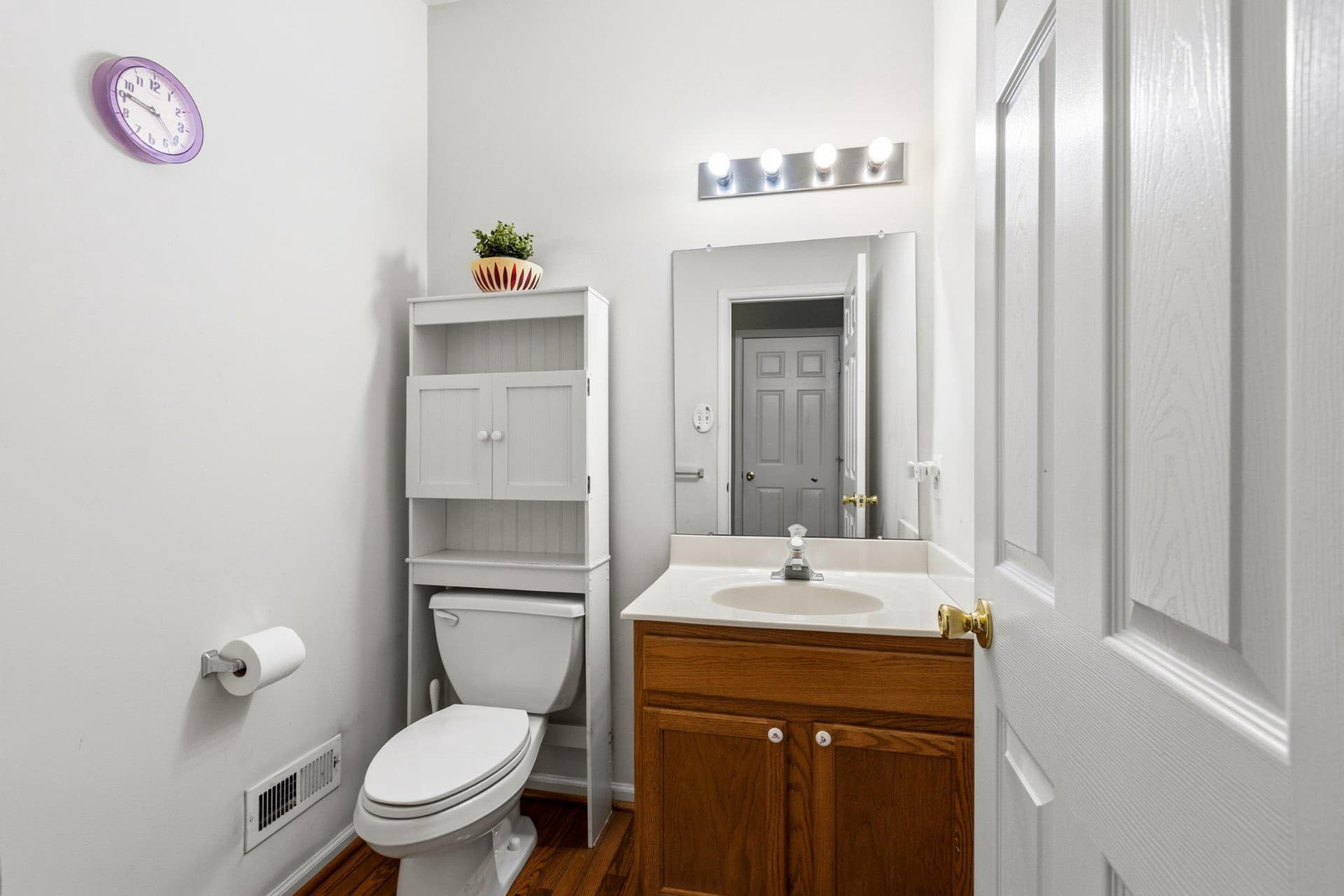 80 Chadwick Circle photo 22
