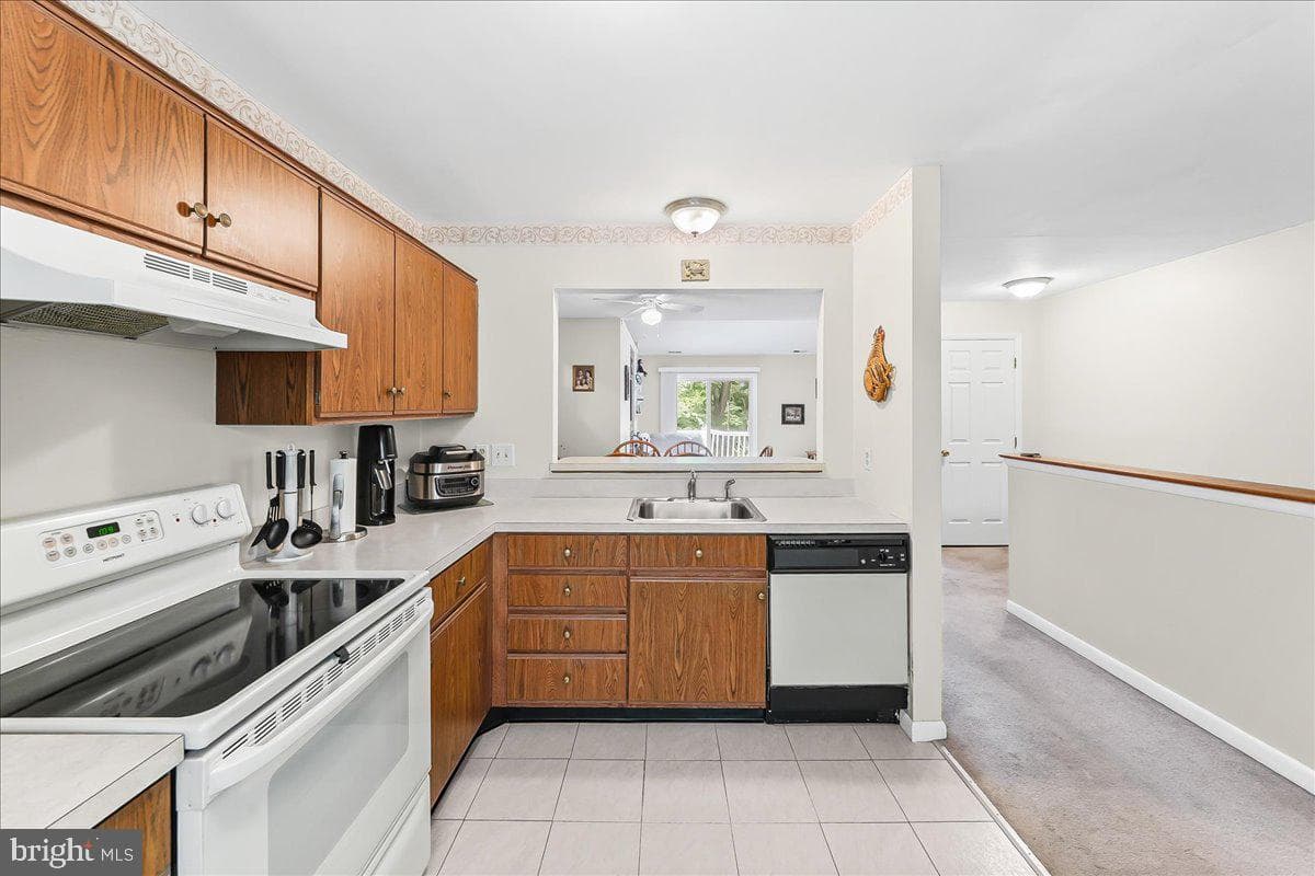 1838 Rosewood Court #91 photo 5