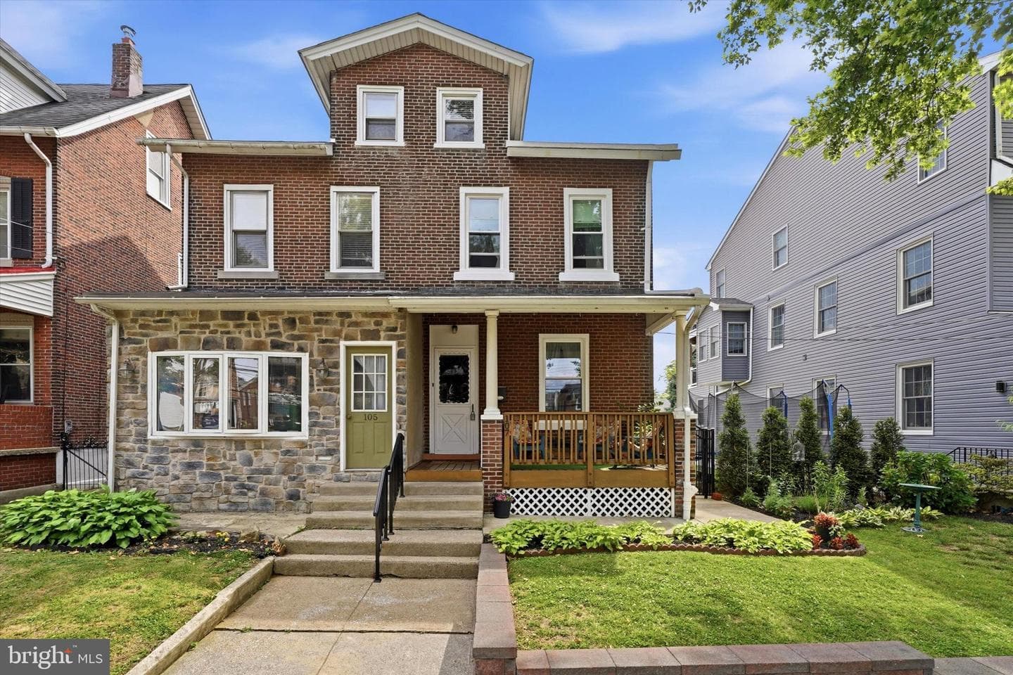 107 W 10th Avenue