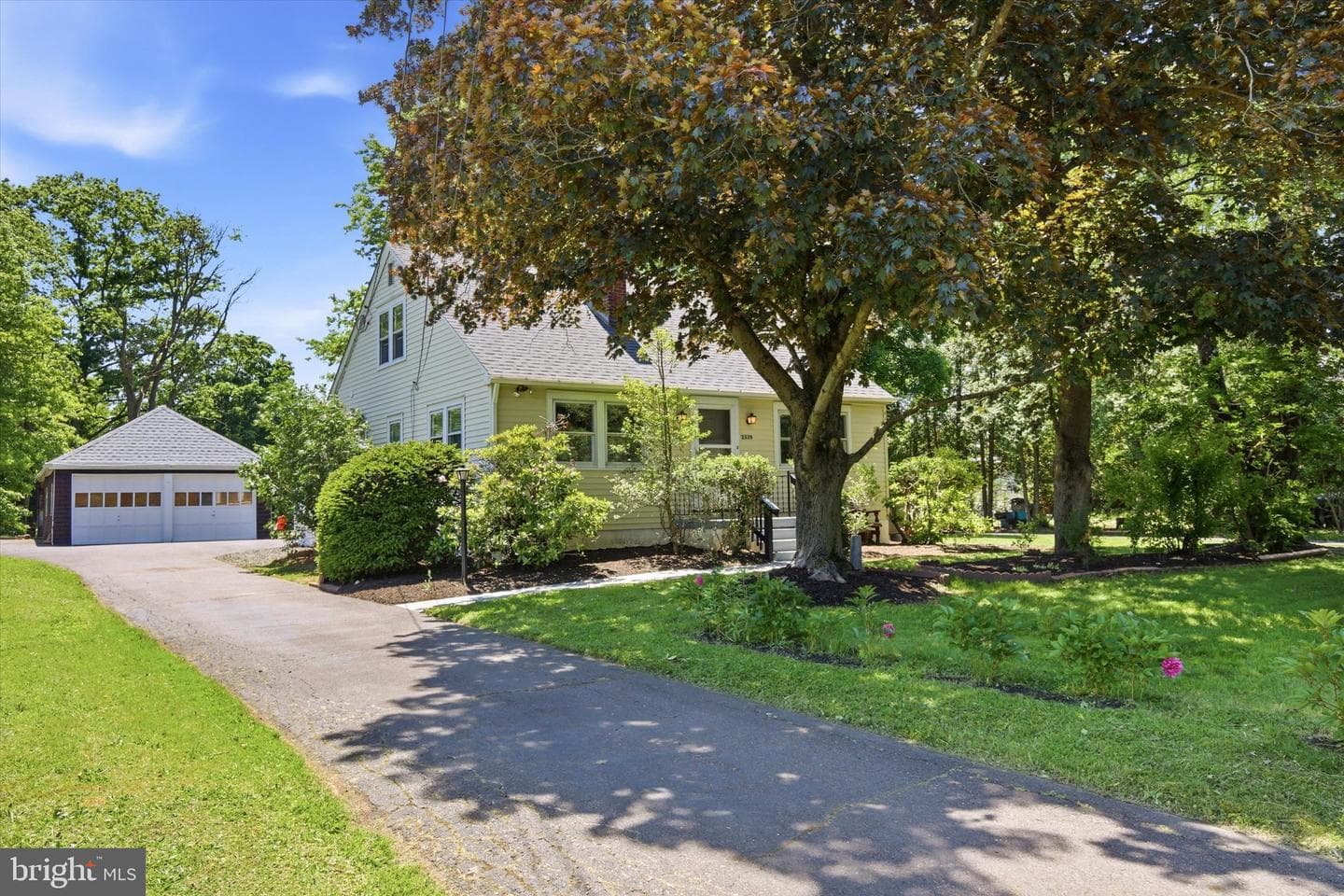 2339 E Vine Street, Hatfield