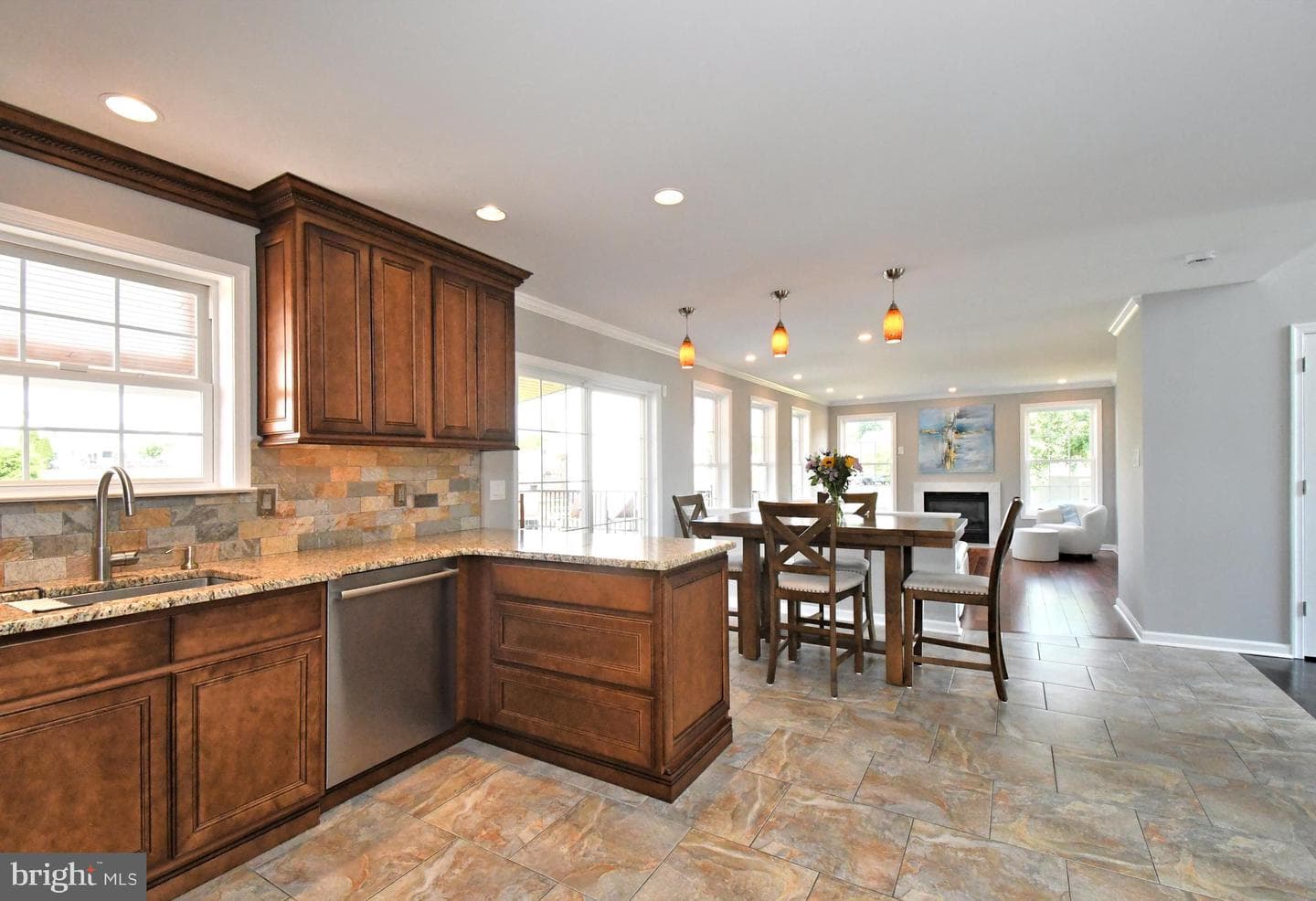 41 Edmonds Drive photo 6