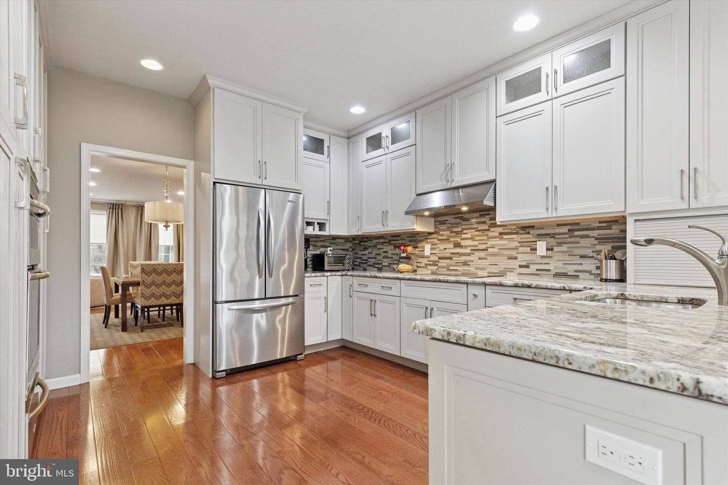209 Westminster photo 10