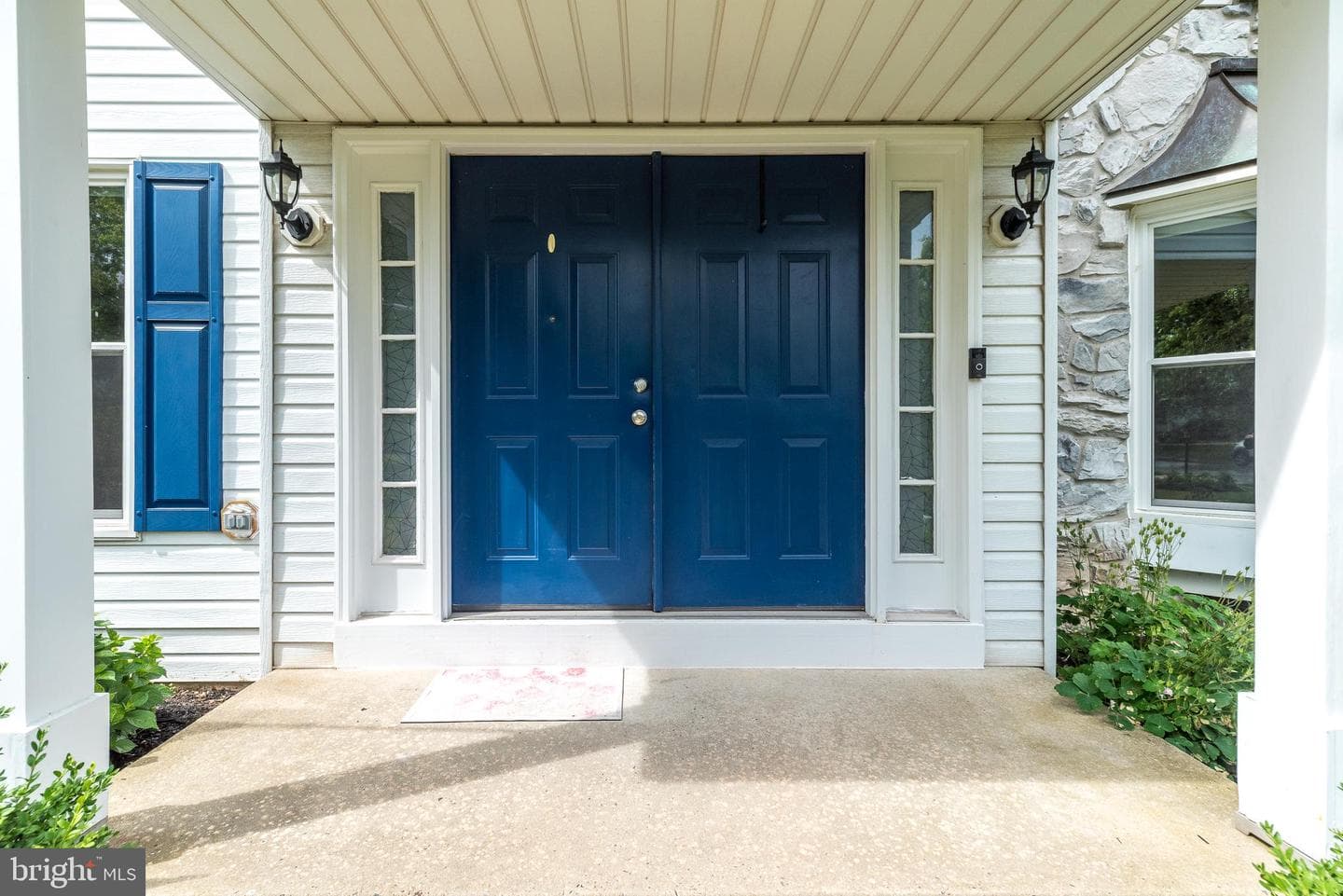 2272 Warner Road photo 3