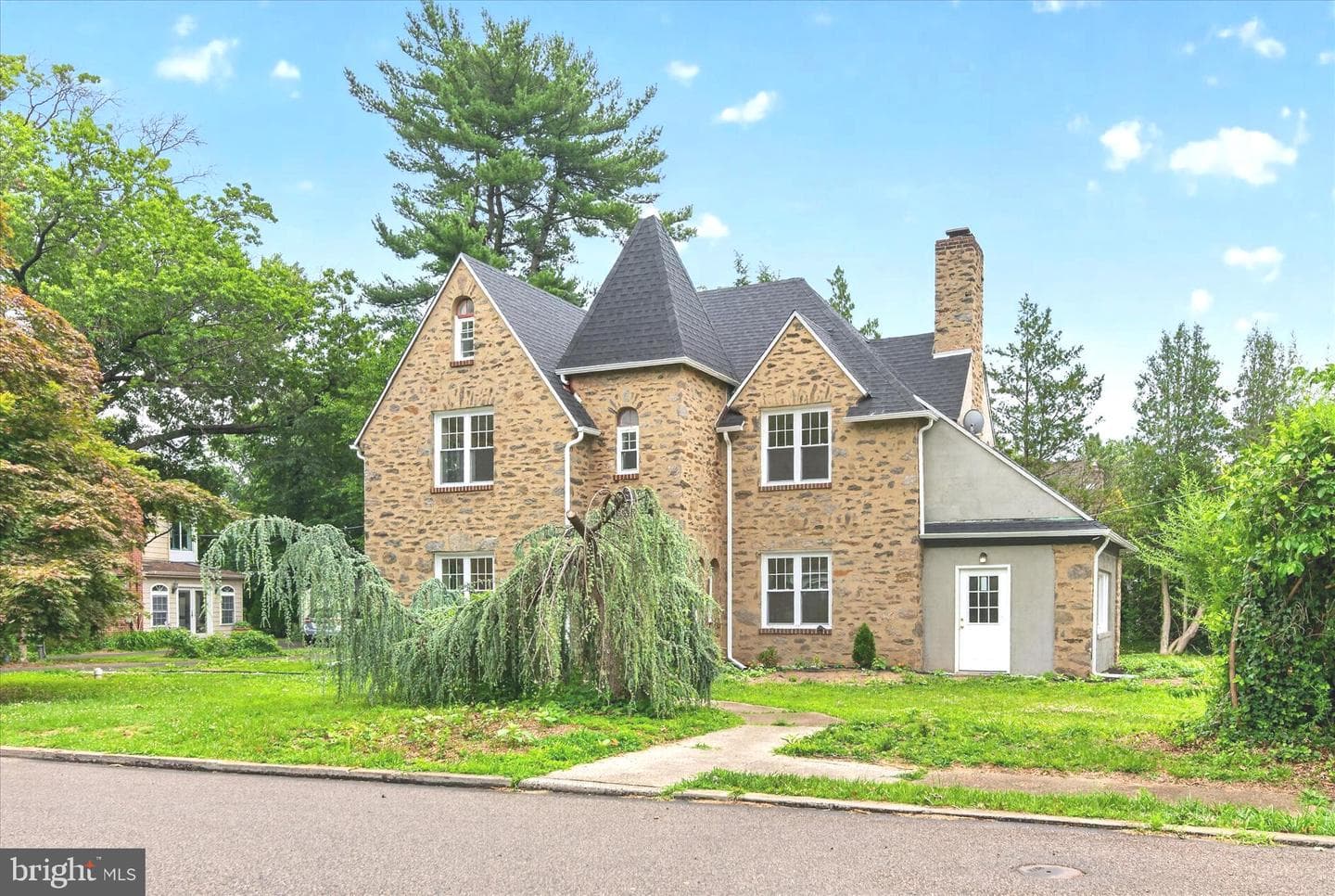 401 Carlton Avenue photo 3