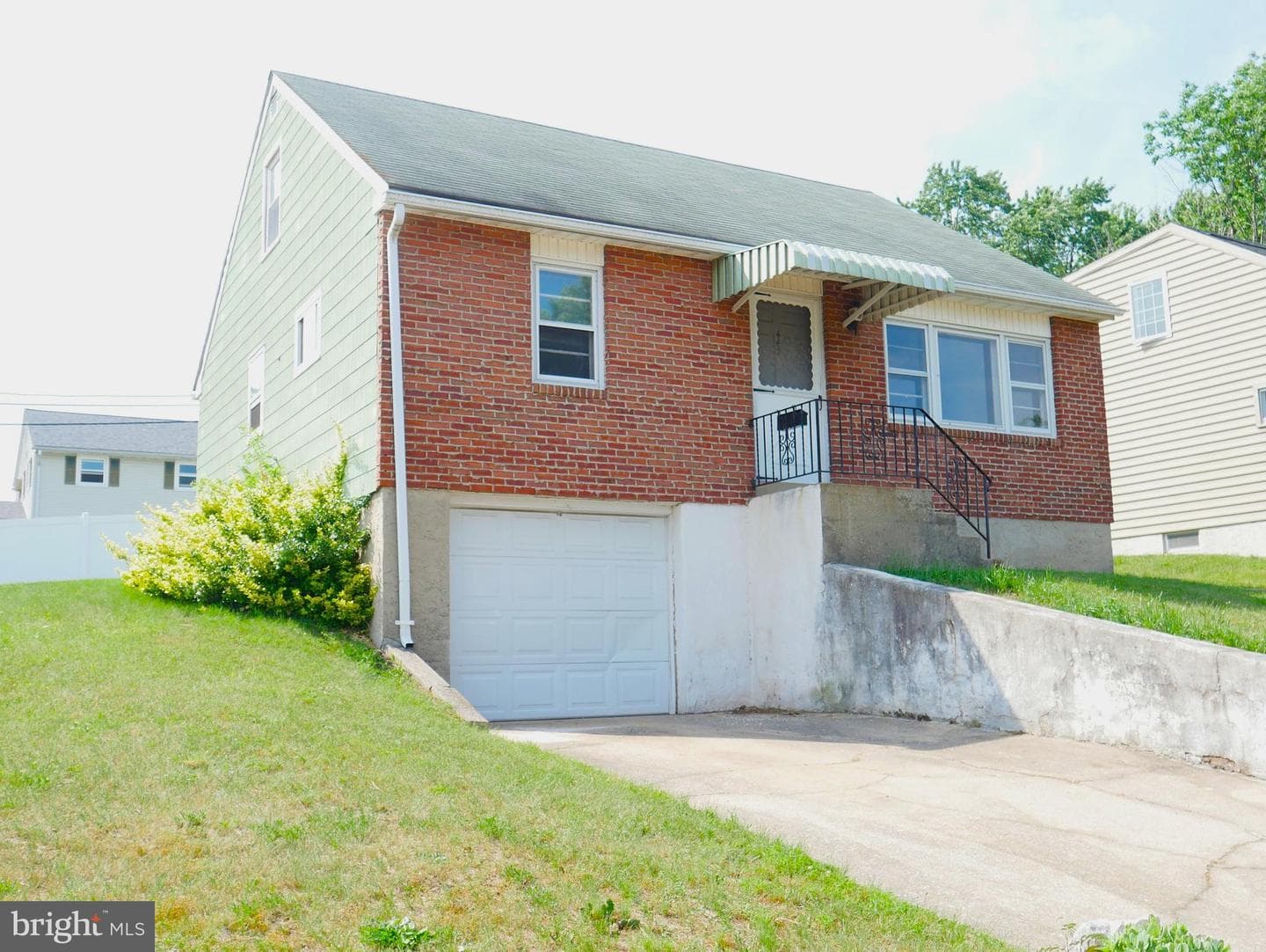 447 Spring Street photo 2