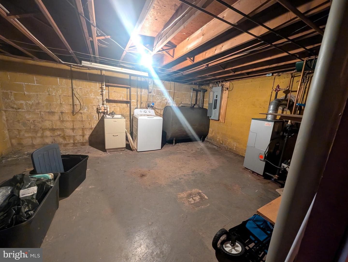 447 Spring Street photo 24