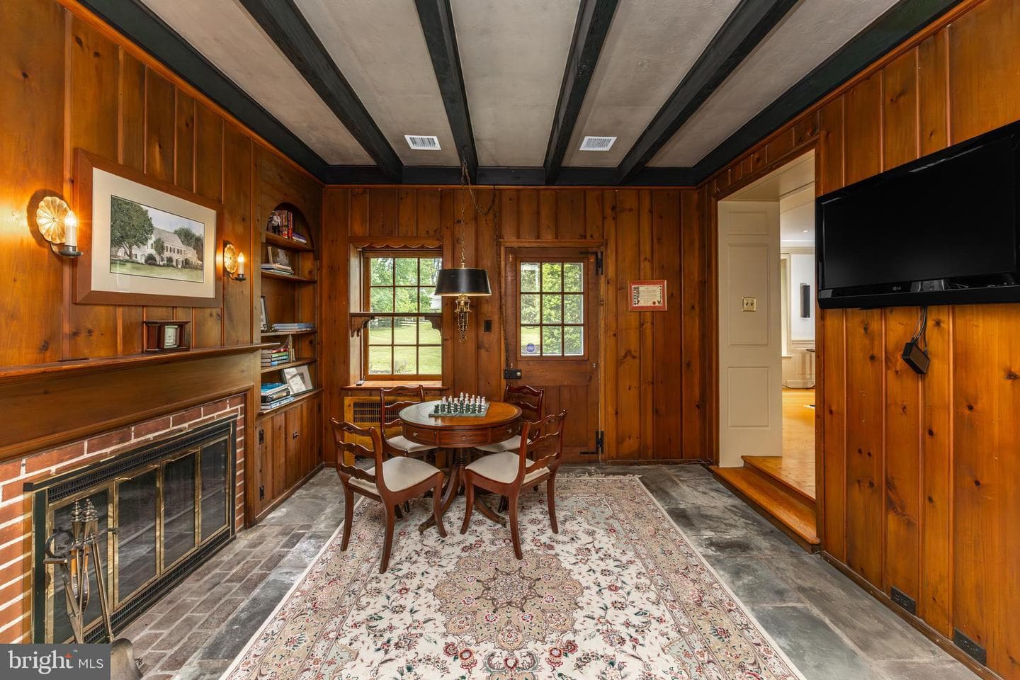 107 E Mill Road photo 12