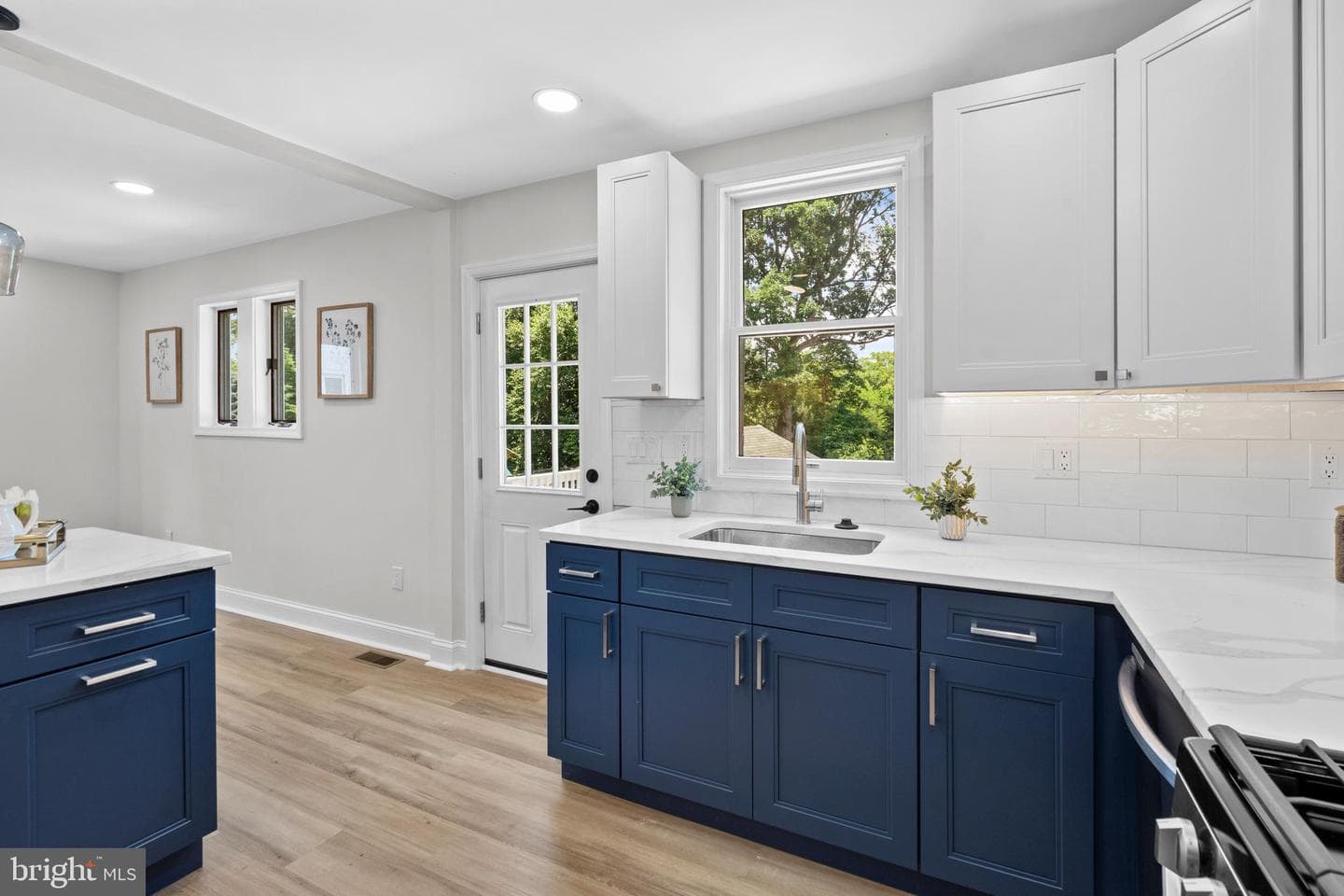 1082 Edge Hill Road photo 18