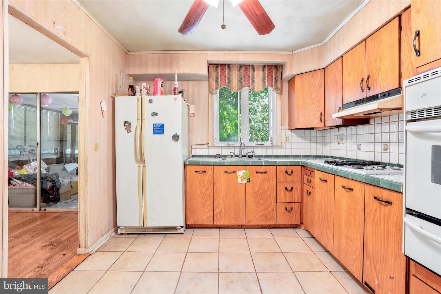 858 Hilldale Road photo 10
