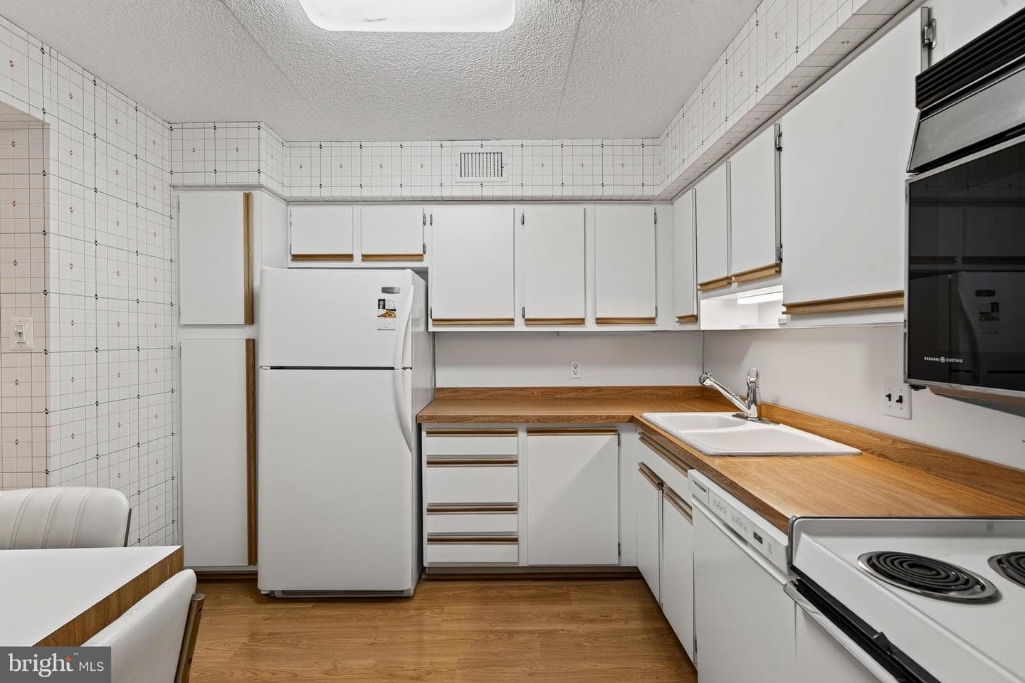 10517 Valley Forge Circle #517 photo 16