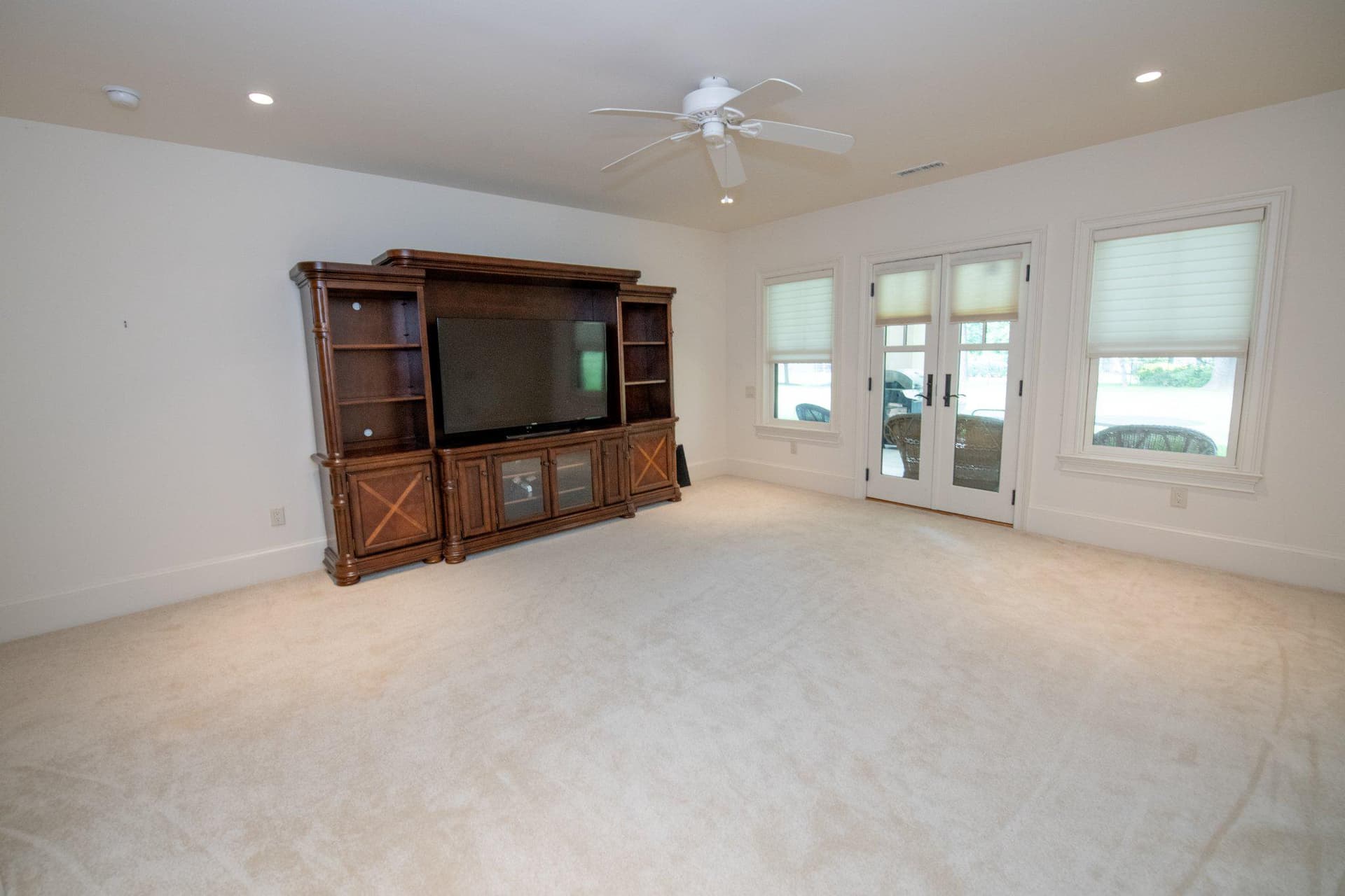 711 Moredon Road photo 104