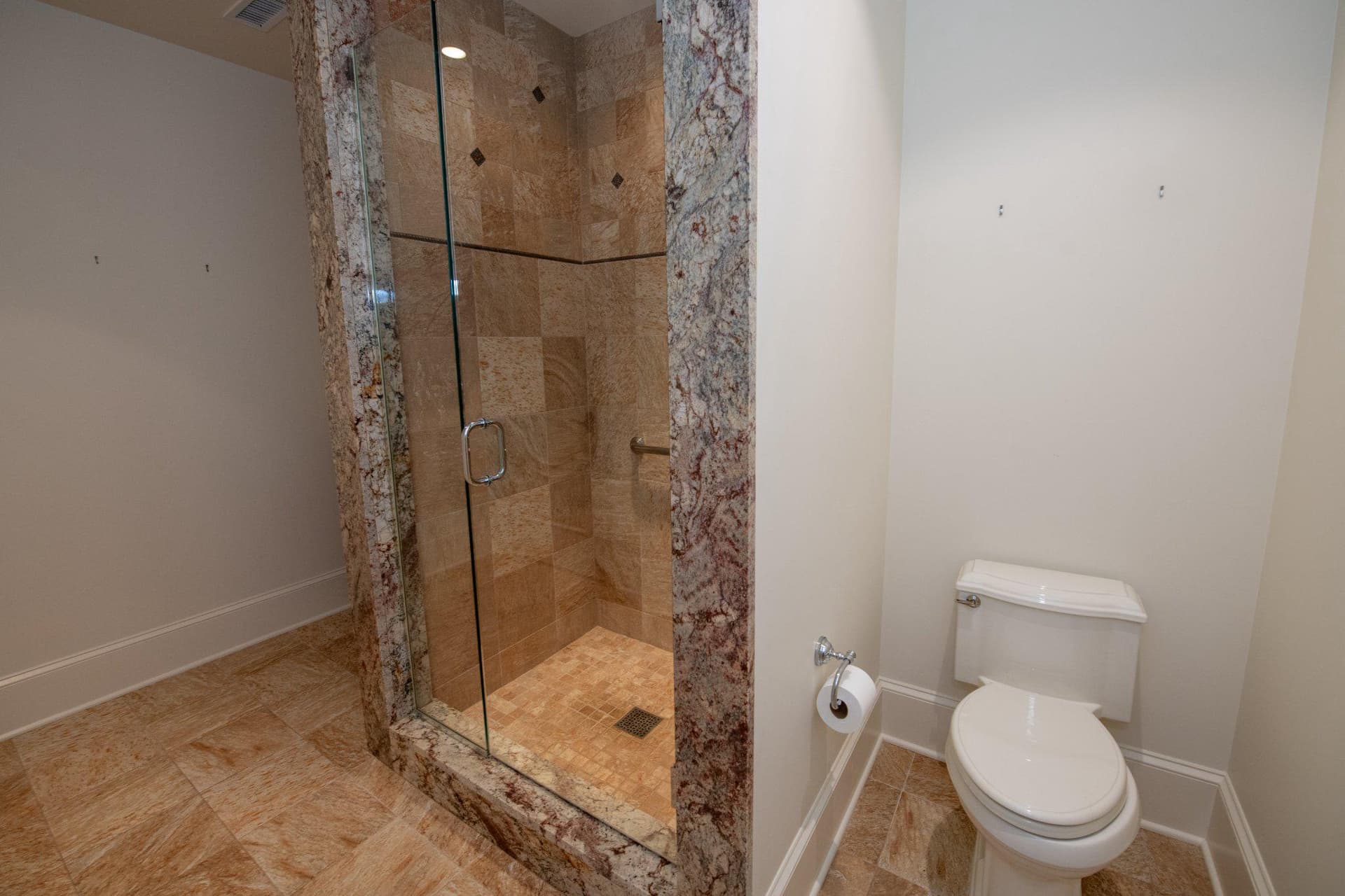 711 Moredon Road photo 113
