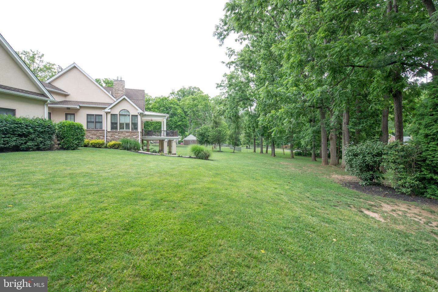 711 Moredon Road photo 27