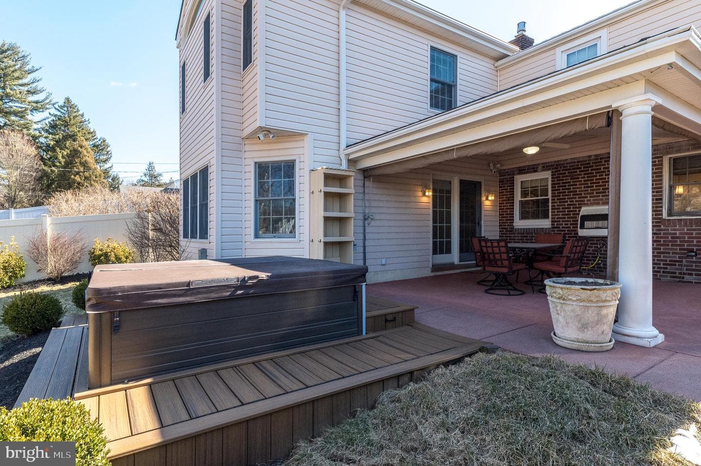 612 Argyle Avenue photo 39