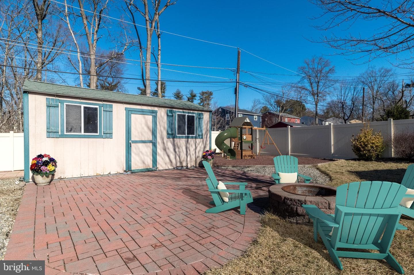 612 Argyle Avenue photo 41