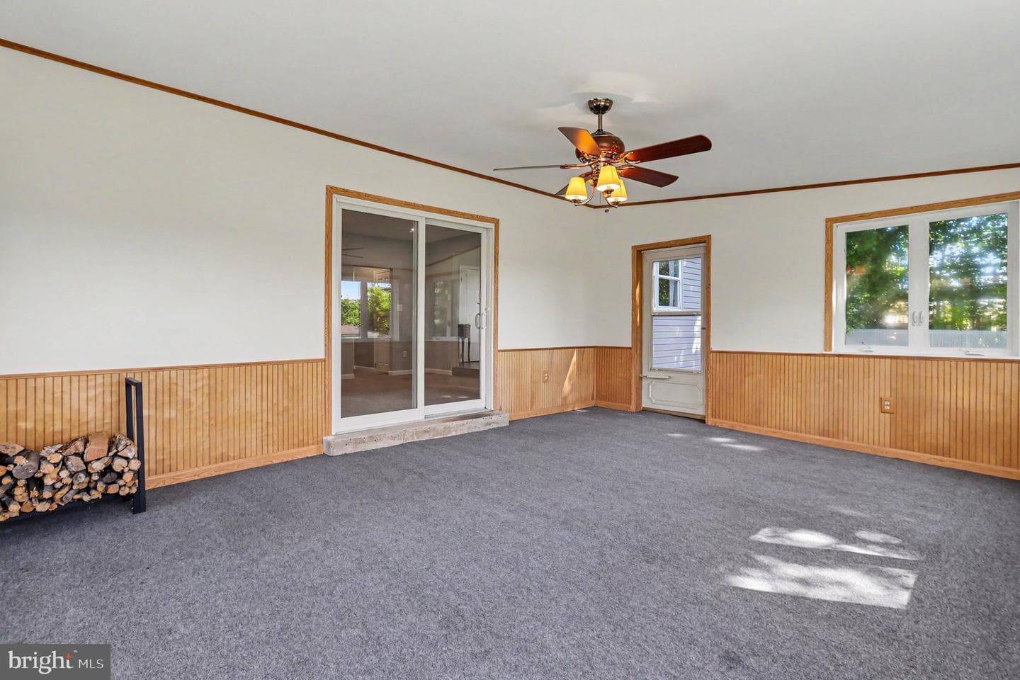 208 N Trooper Road photo 31