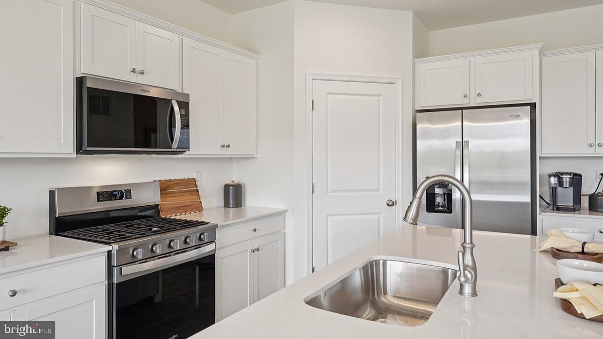 3045 Abigail Way photo 17
