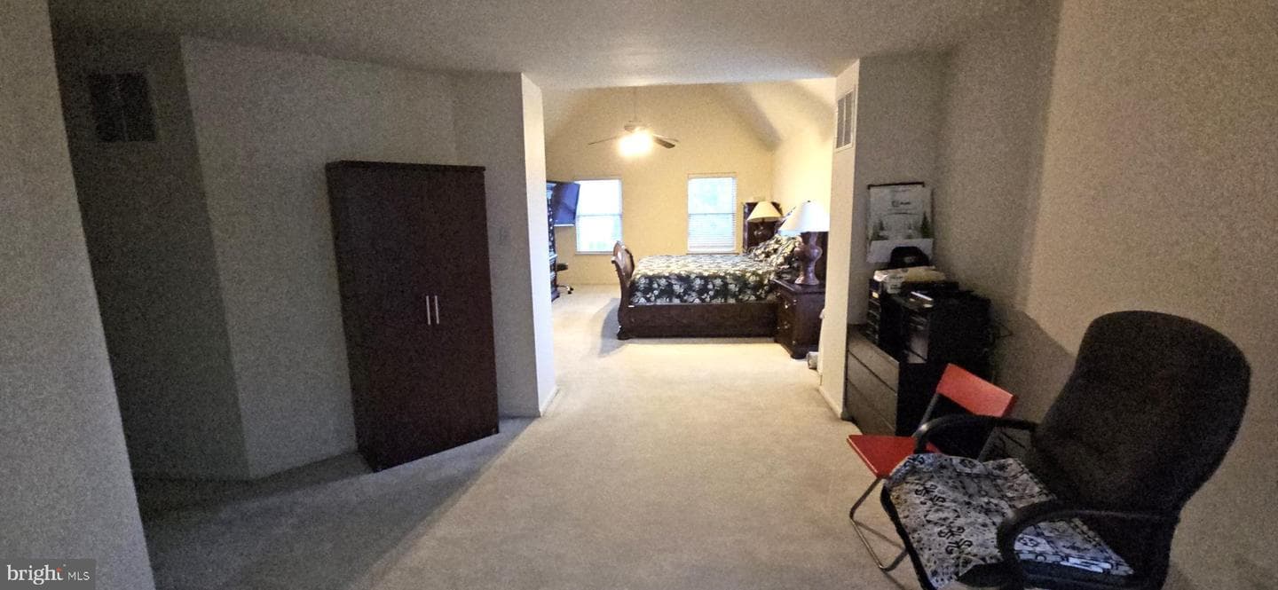 101 Tennyson Lane photo 35