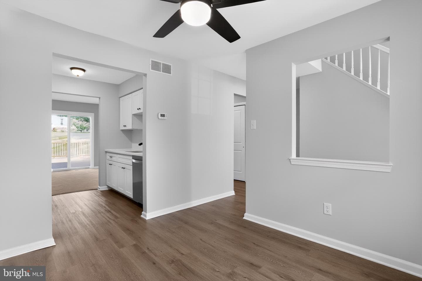 501 Somerset Court photo 4
