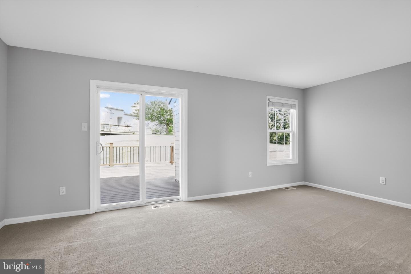501 Somerset Court photo 9