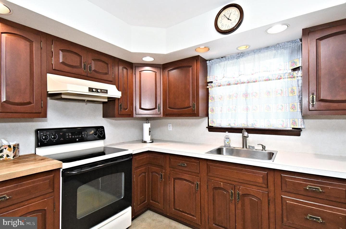 836 N Cedar Road photo 20