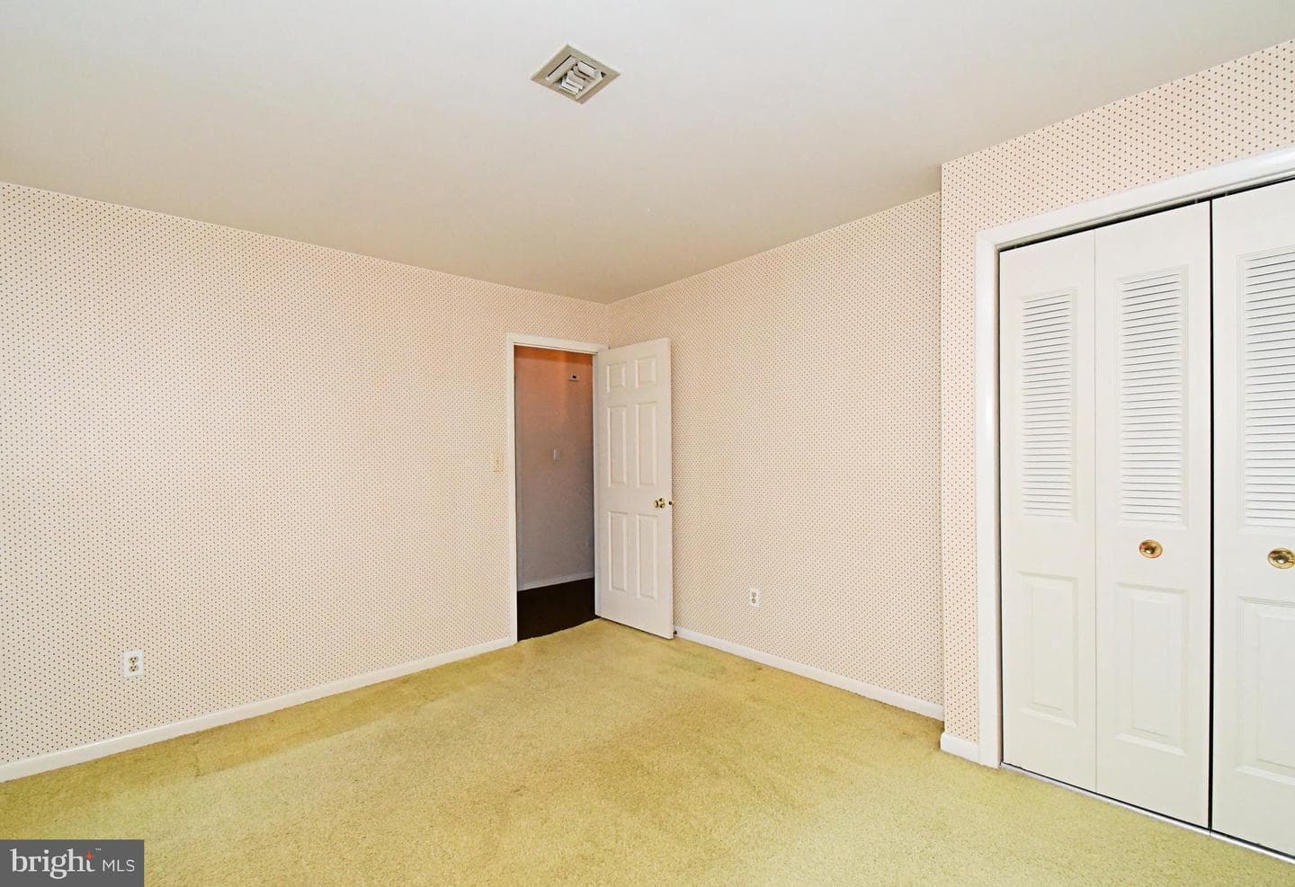 836 N Cedar Road photo 28