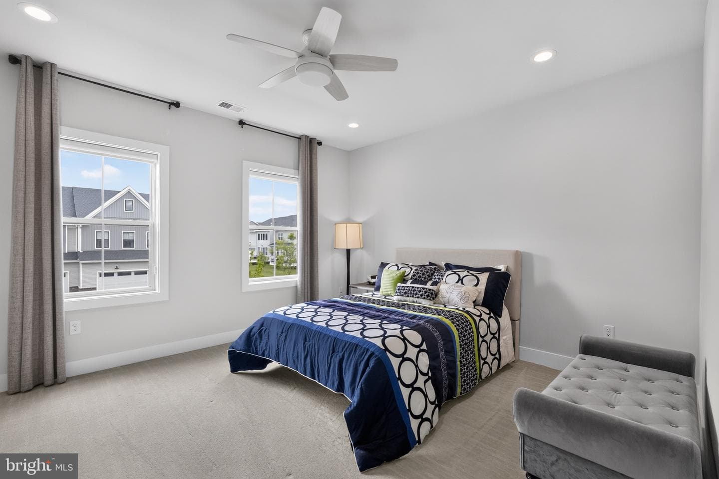 1100 Hewes Street photo 31