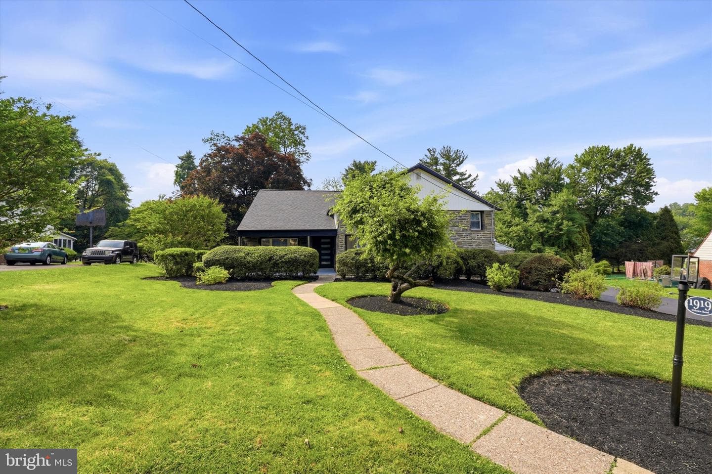 1919 Cobden, Glenside