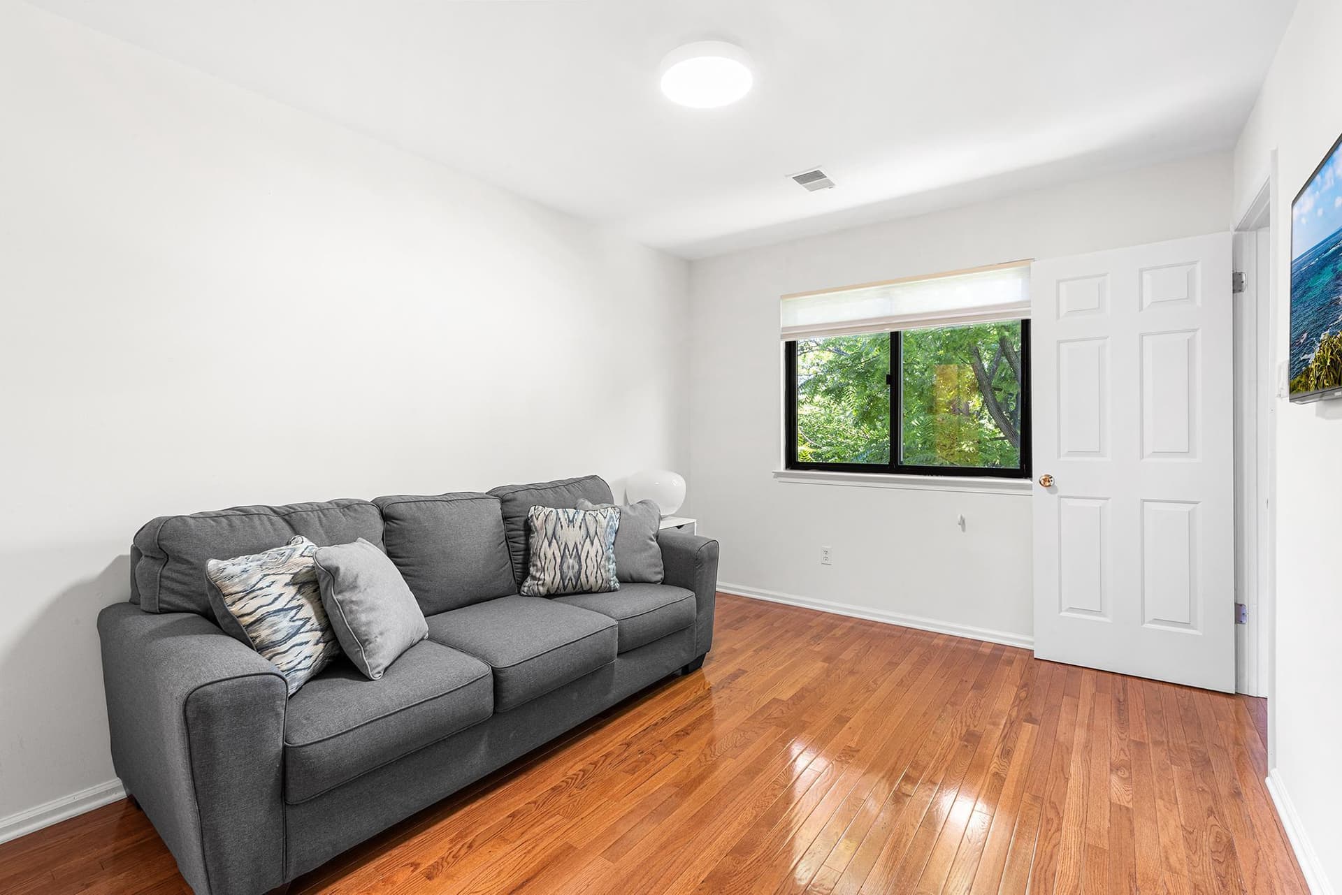 119 E Montgomery Ave # 7 photo 22