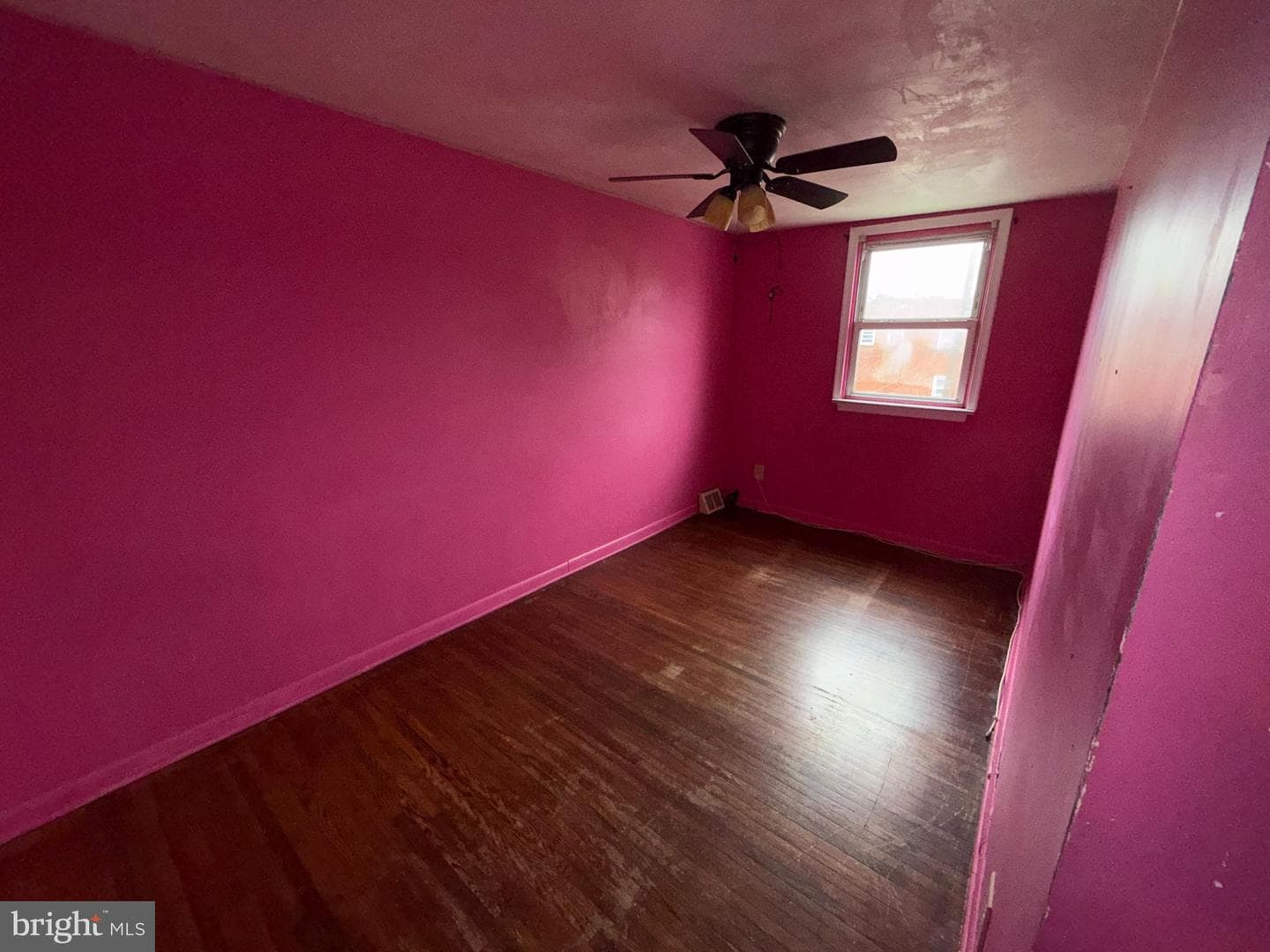 122 Hamilton Street photo 9