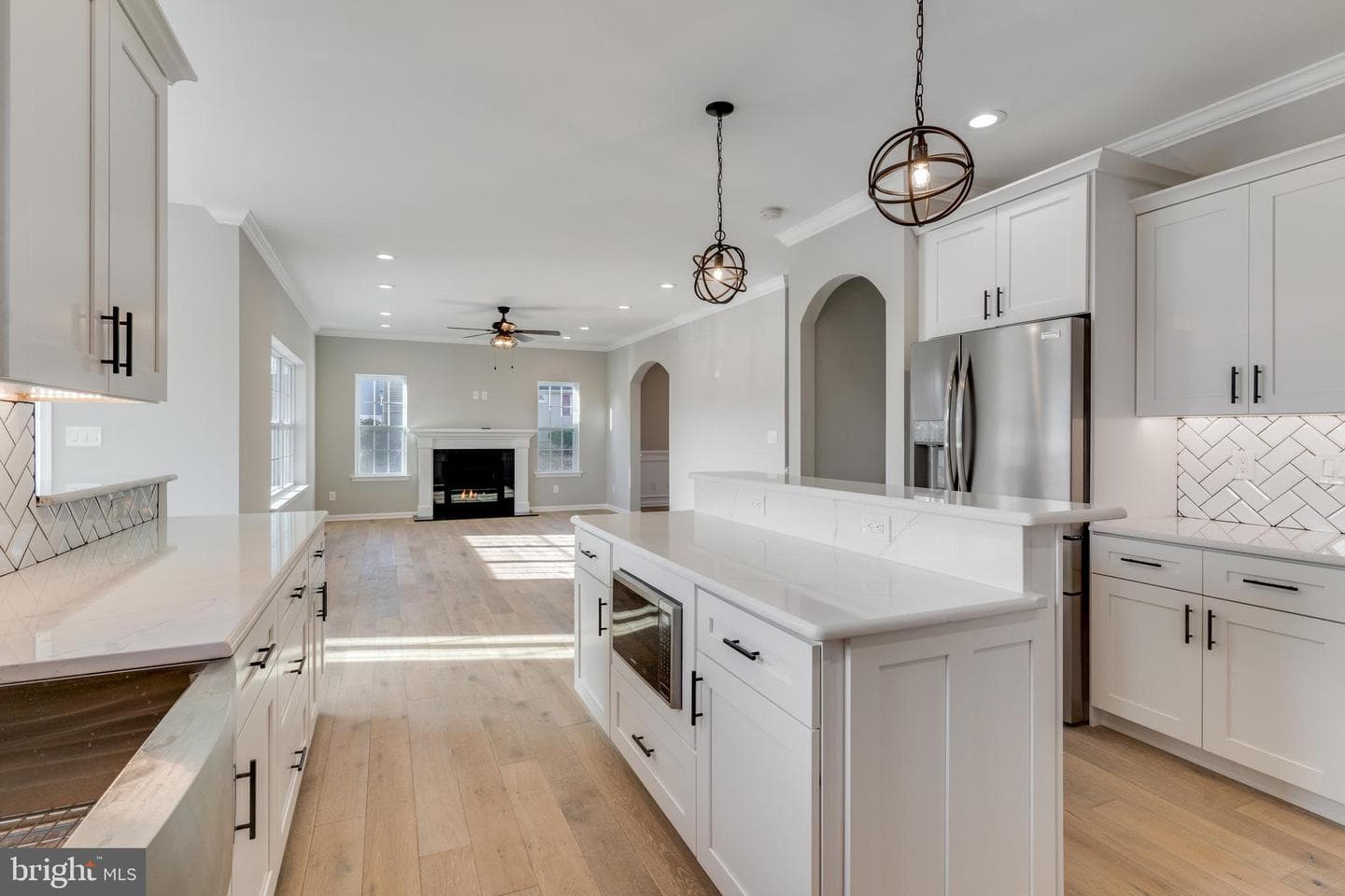 186 Byberry Rd. photo 3