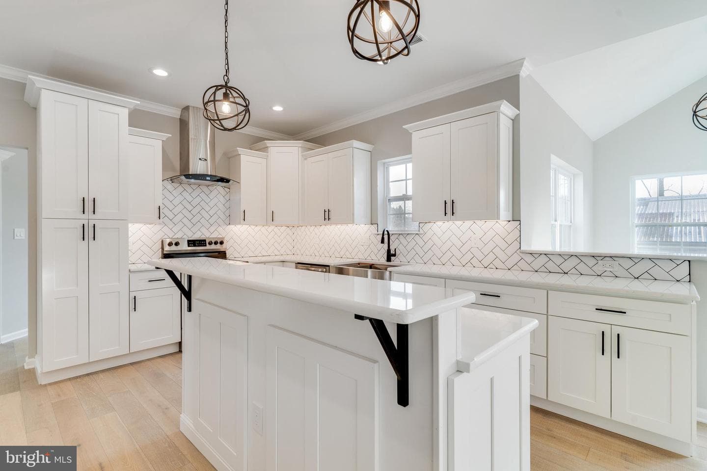 186 Byberry Rd. photo 4