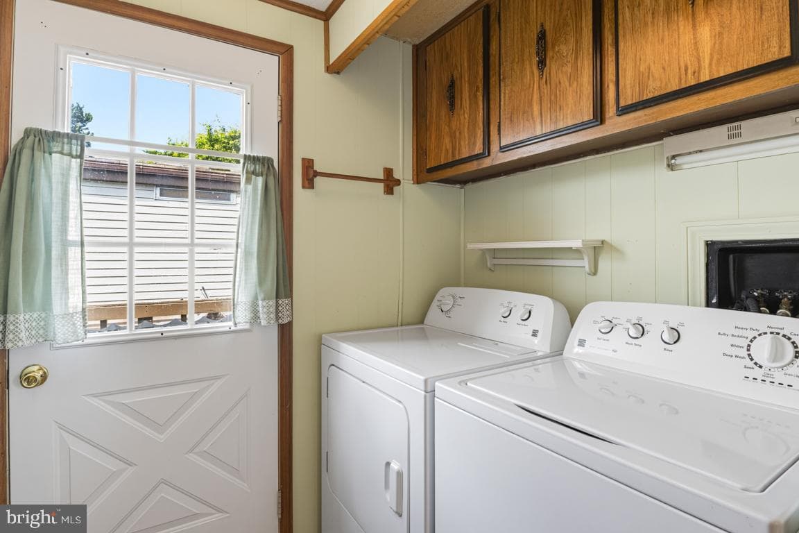 189 Upland Court photo 16