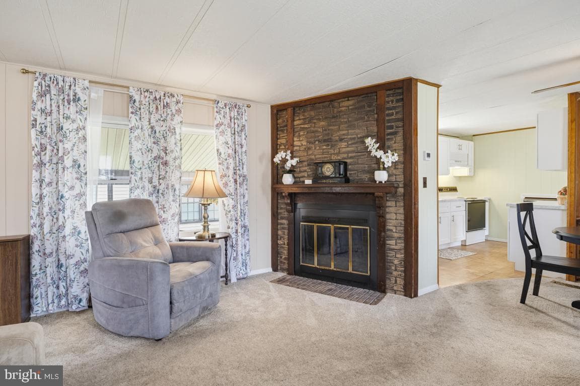 189 Upland Court photo 7