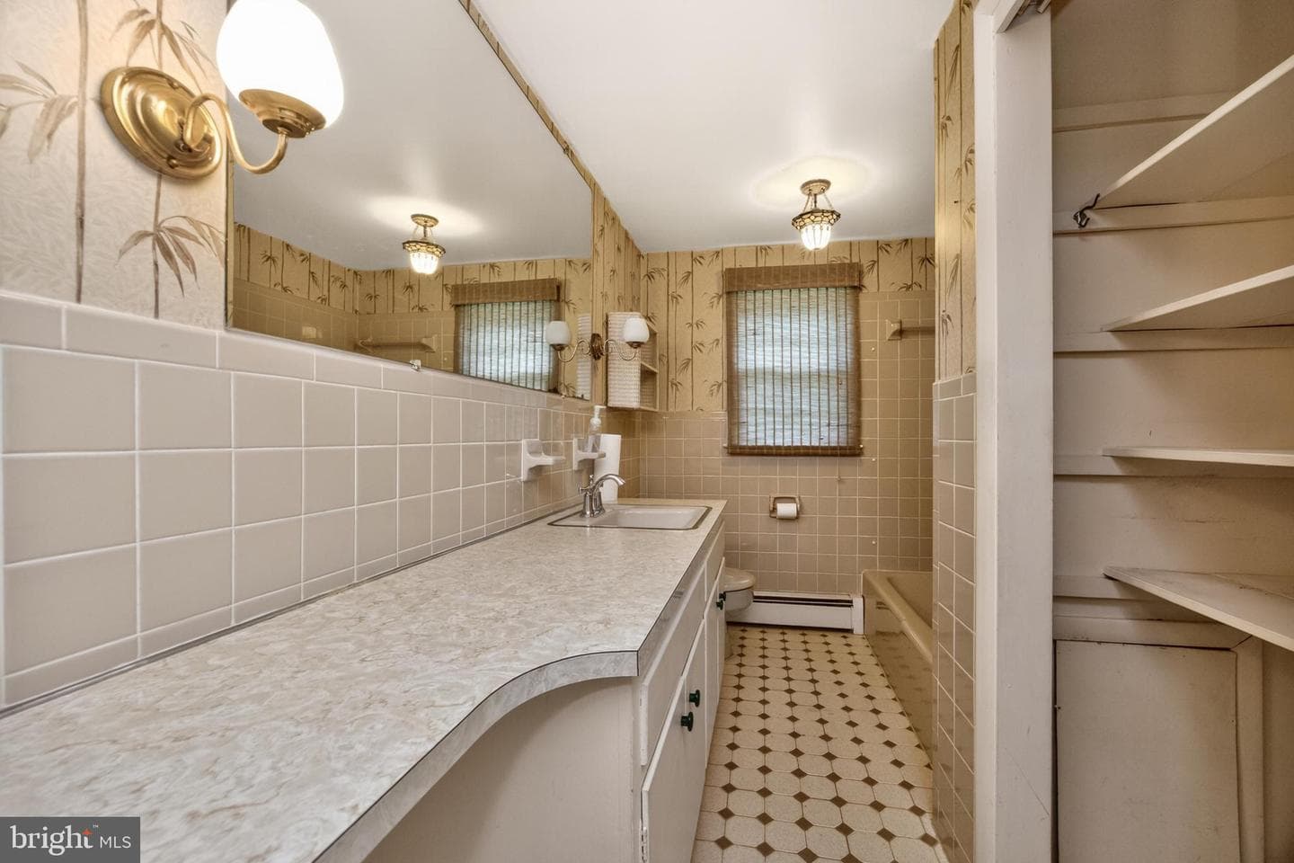 40 2nd Street photo 19