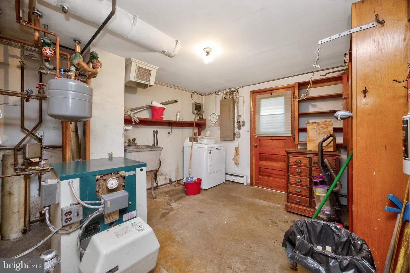 40 2nd Street photo 39