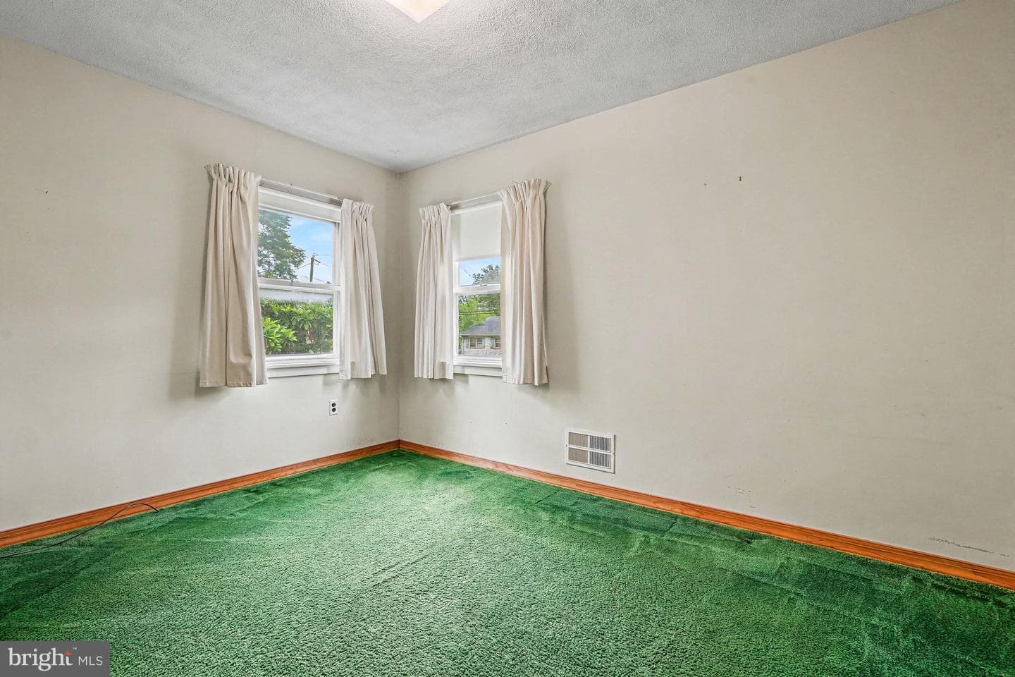 234 Oakdale Avenue photo 14