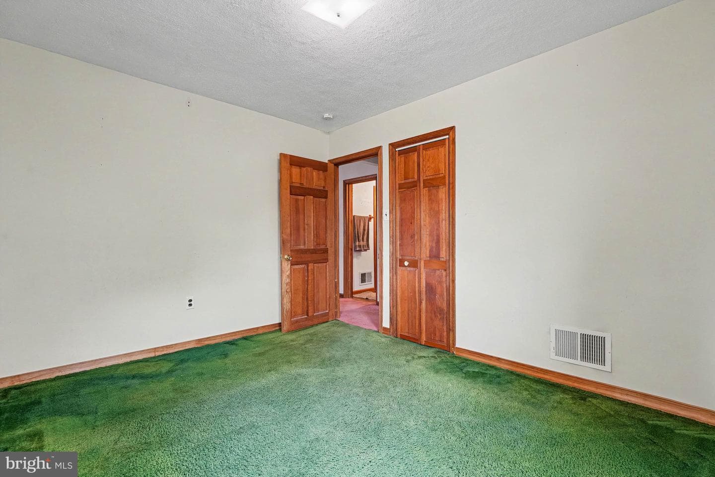 234 Oakdale Avenue photo 15