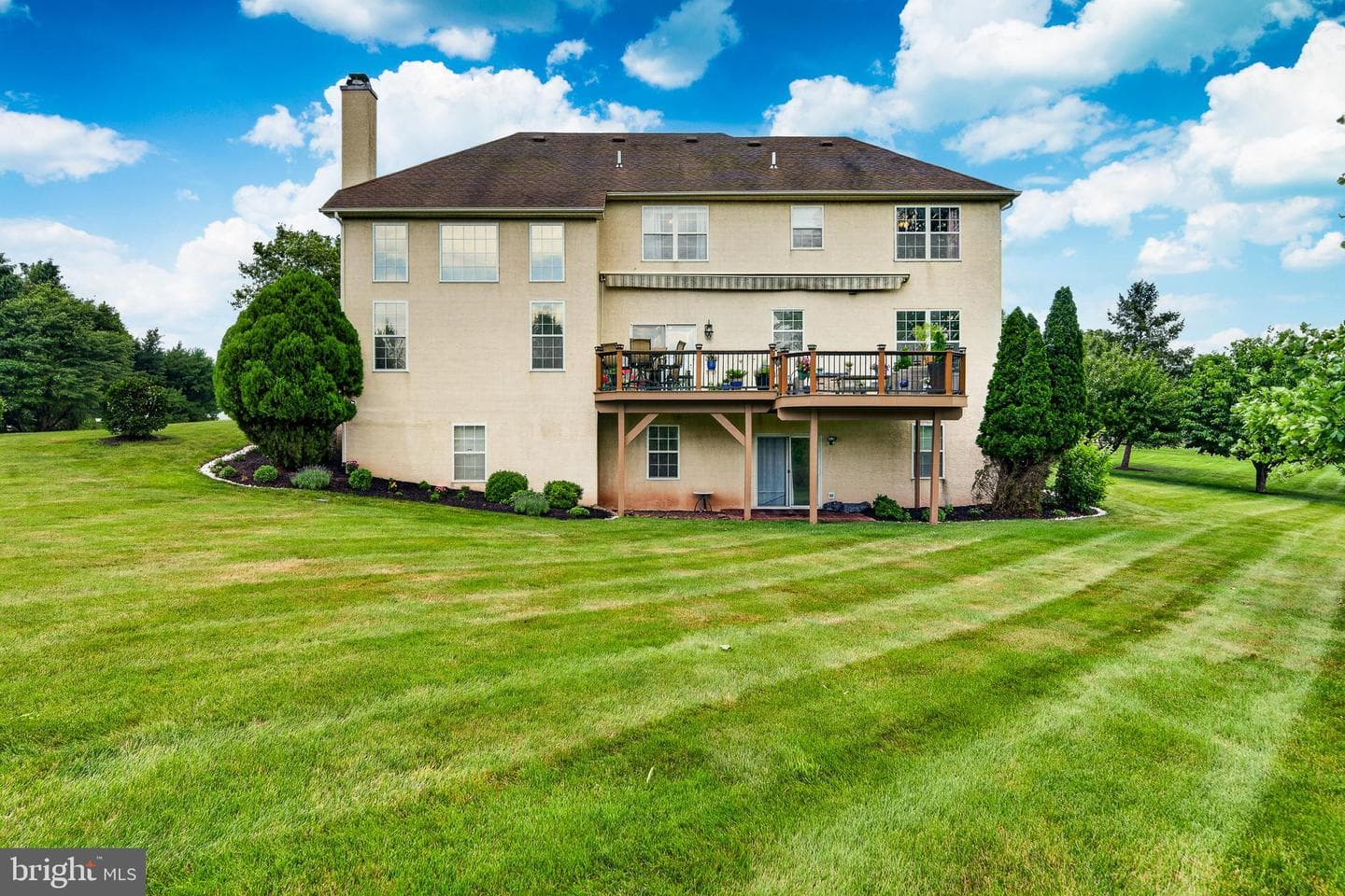 10 Surrey Lane photo 39