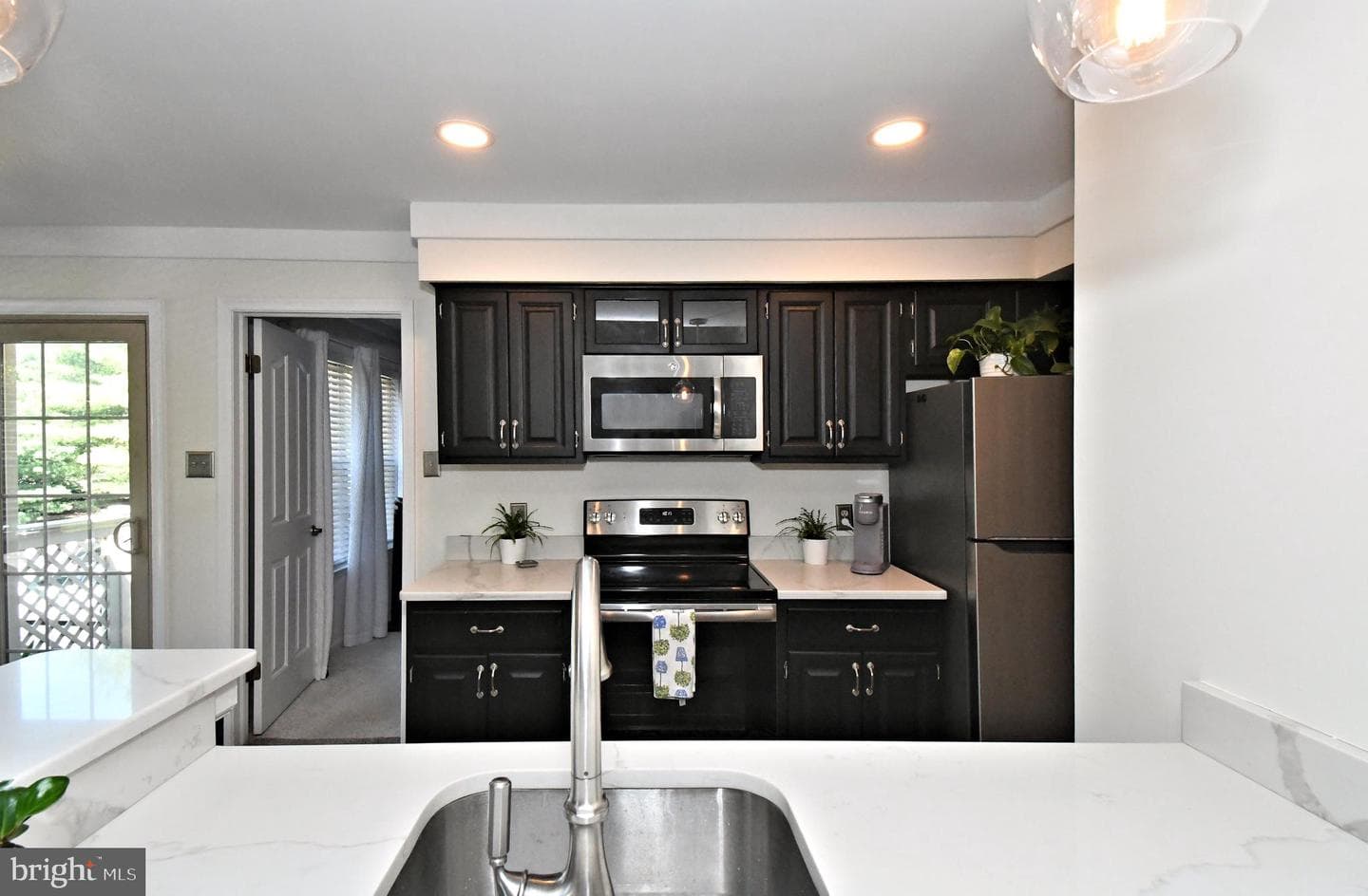 102 Foxmeadow Drive #condo 102 photo 9