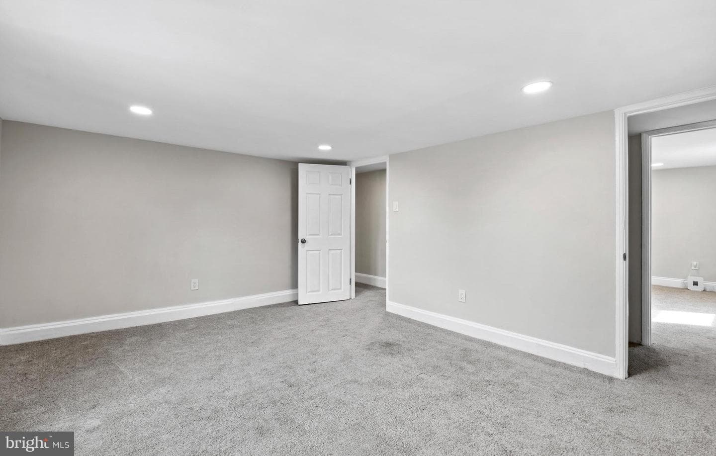 7312 Keenan Street photo 23